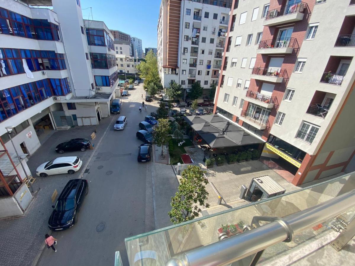 Lovely Apartment ติรานา ภายนอก รูปภาพ