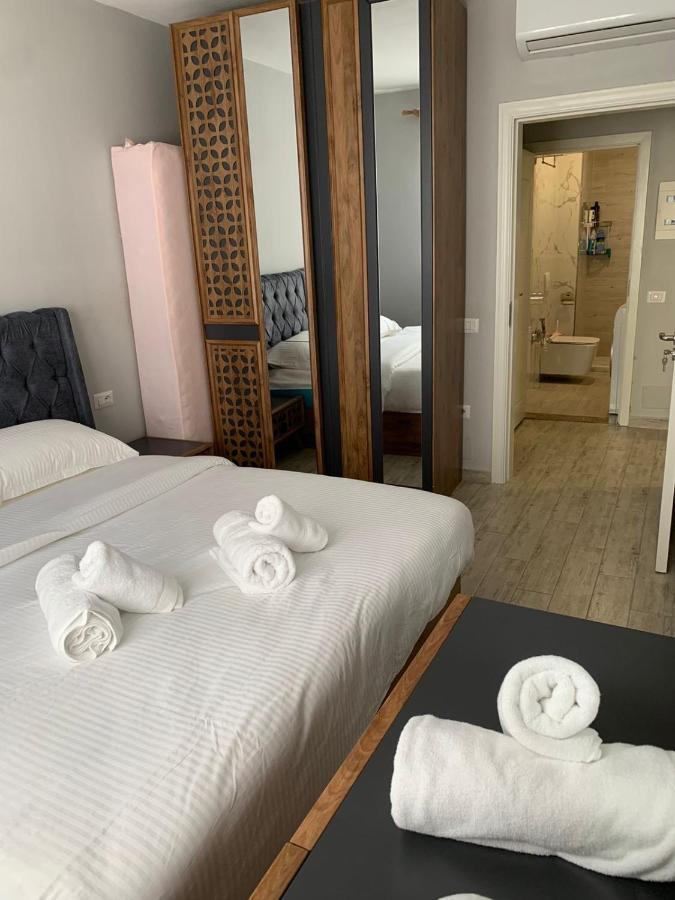 Lovely Apartment ติรานา ภายนอก รูปภาพ